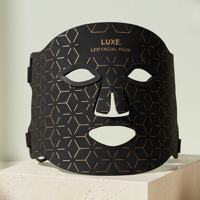 LUXE 7-Colour LED Face Mask